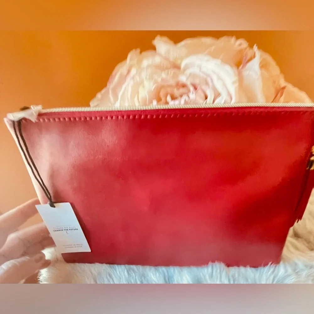 YSL Beauty Red Makeup Cosmetics Bag, Travel Flat Pouch, Clutch, Purse, Brand NEW - Picture 3 of 10